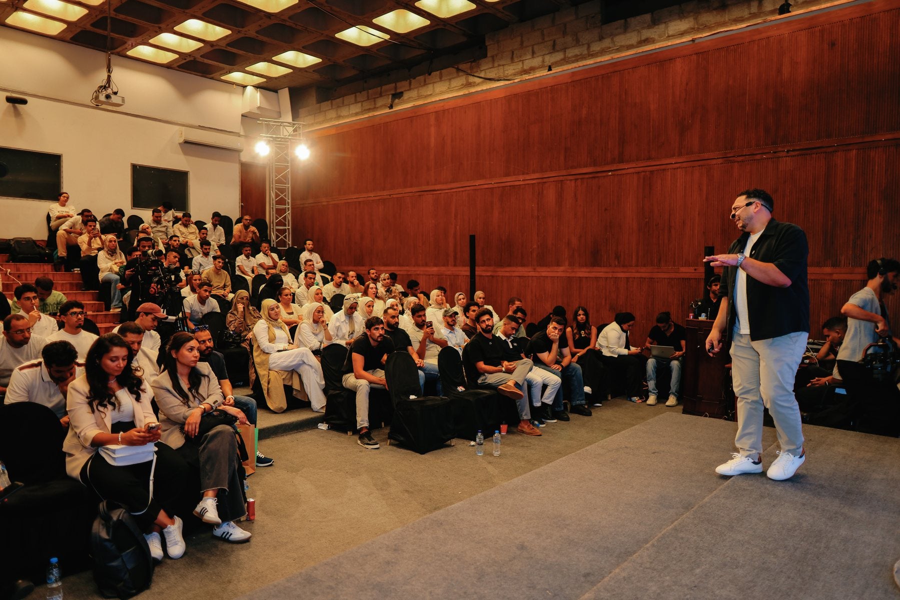 قاعة كاملة في Growtha Summit